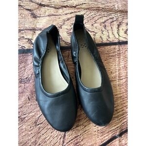 Vince Camuto Ballet‎ Flats Womens 8.5 Black Slip On Dress Casual Stretch Sides